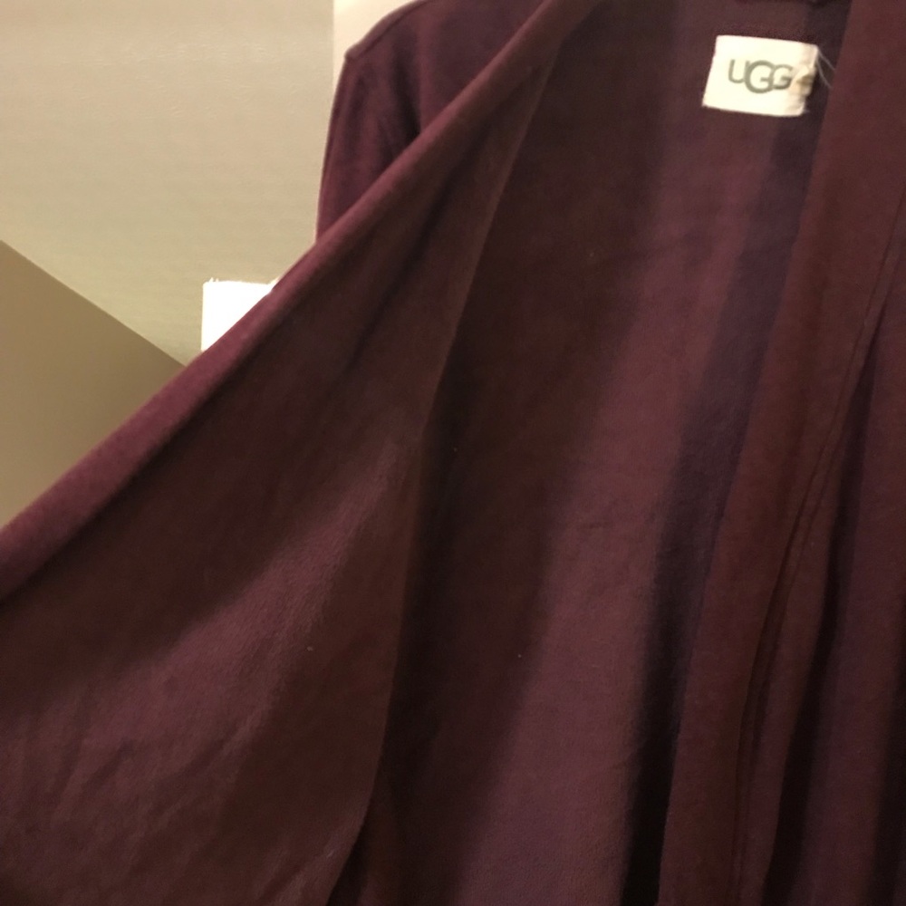 Ugg Purple Robe Size Small - Picture 6 of 9